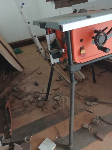 Serra circular de bancada Black decker