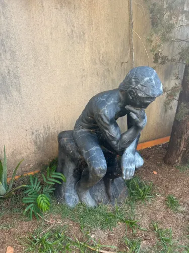 Escultura O Pensador