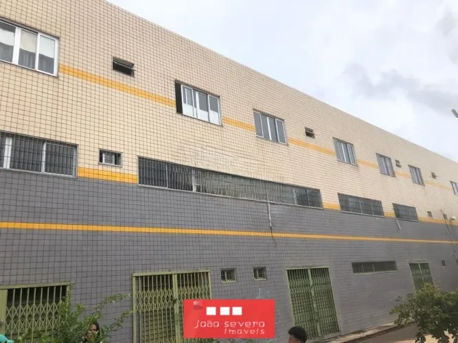 Prédio para Venda em Brasília, Asa Sul, 1 dormitório, 2 banheiros