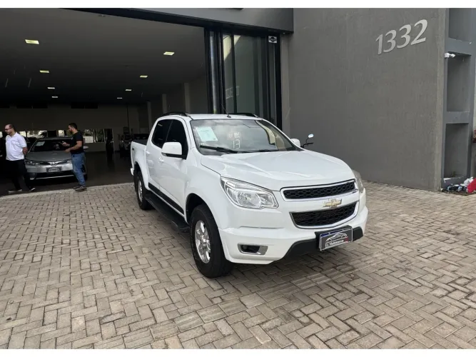 Chevrolet S10 Pick-up LT 2.8 TDI 4X2 CD Diesel AUT 2013