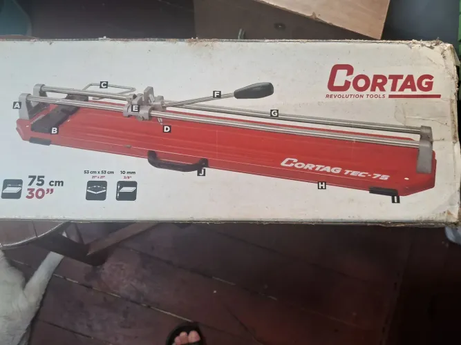 Vendo um cortador de lajotas