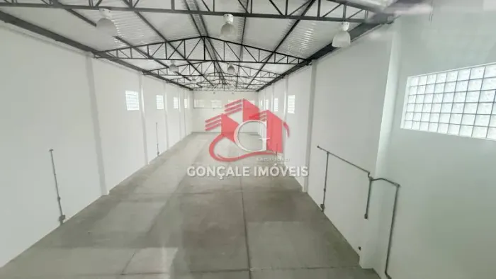 Amplio Galpão Comercial para Alugar na Vila Guilherme  500m², R$30.000/mês
