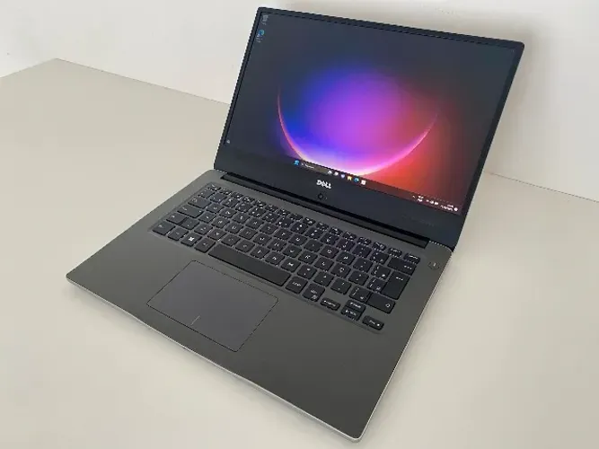 Notebook Gamer Dell i7 8550u + NVIDIA MX150 4GB + 16GB + SSD 256GB + FHD IPS Teclado Ilumi