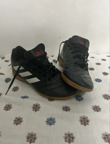 chuteira adidas