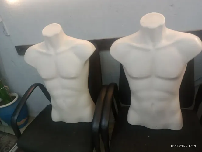 Manequins