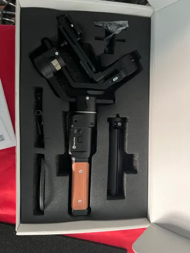 Estabilizador FeiyuTech AK2000C 3 Eixos Gimbal Preto Câmeras até 2.2kg