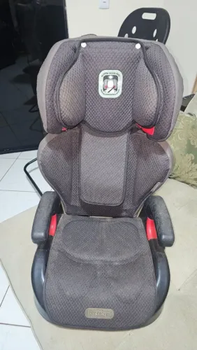 Cadeira de segurança  infantil para automóvel 