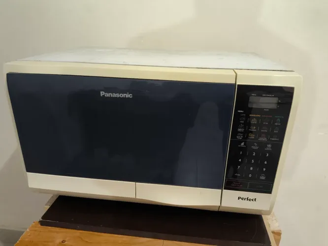 Microondas PANASONIC 110 V