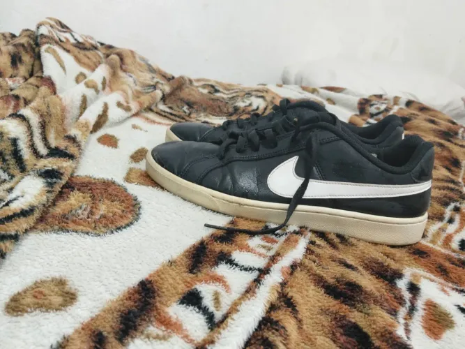 Tênis Nike court Royale 
