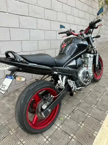 Suzuki bandit 650n injetada