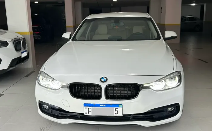 BMW 320I A Modern/sport TB 2.0/a.flex 16V 4P 2018