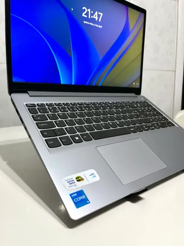 NOTEBOOK LENOVO COM GARANTIA E NOTA FISCAL, I3 12 GERAÇÃO, 8GB RAM, 256SSD - PROMOÇÃO