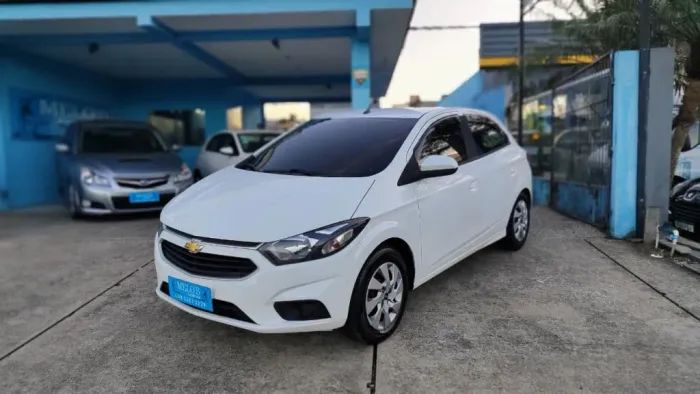 Chevrolet Onix Hatch LT 1.4 8V Flex Power Mec. 4P 2017