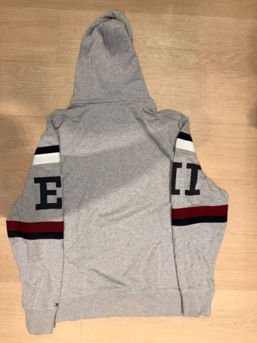 Tommy Hilfiger Global Stripe Monotype Hoodie in light grey heather
