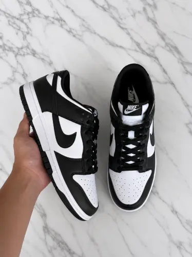 Dunk Low Panda 