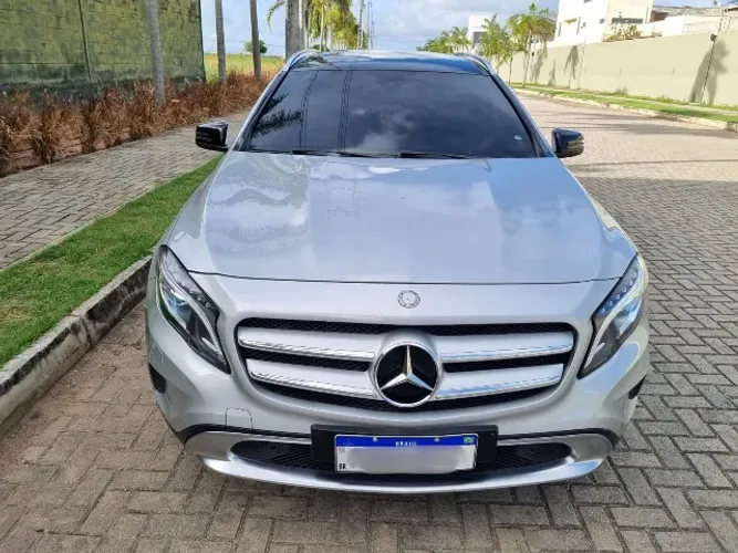 Mercedes-Benz GLA 250 Vision 2.0 TB 16V 211cv Aut. 2015