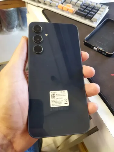 Celular A35