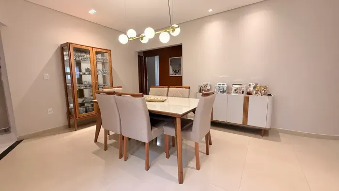 Casa com 3 Quartos com área gourmet- Eldorado