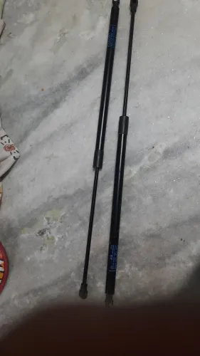 Amortecedor porta malas tracker gm