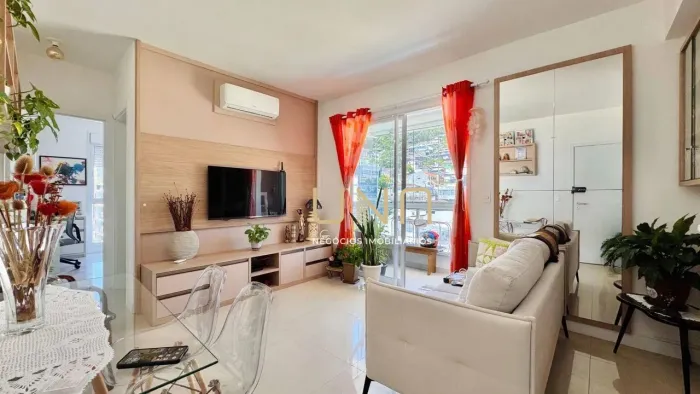 Apartamento com 1 dormitório à venda, 49 m² por R$ 680.000,00 - Centro - Florianópolis/SC