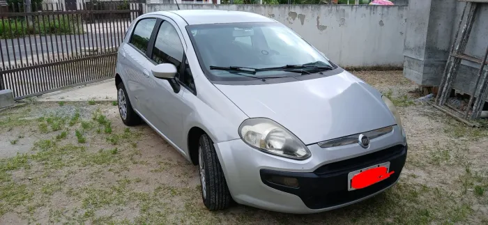 Fiat Punto Attractive 1.4 Fire Flex 8V 5P 2013