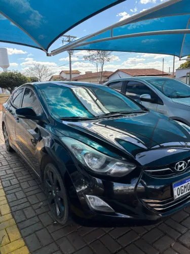 Hyundai Elantra GLS 1.8 16V Aut. 2012