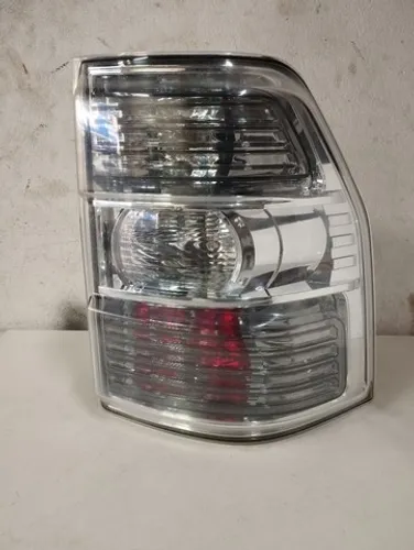 Lanterna Pajero Full lado direito 
