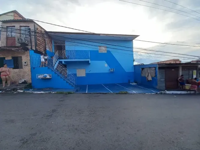 Res. No Morro da Liberdade com 12 aptos