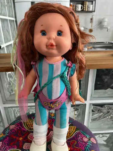 Boneca Les Girls da Estrela