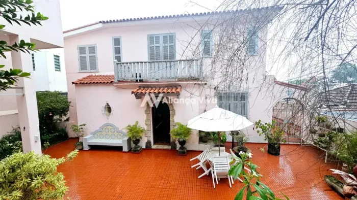 Santa Teresa | Casa 7 quartos, sendo 1 suite