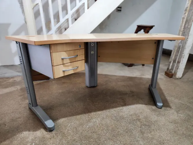 Mesa para escritório