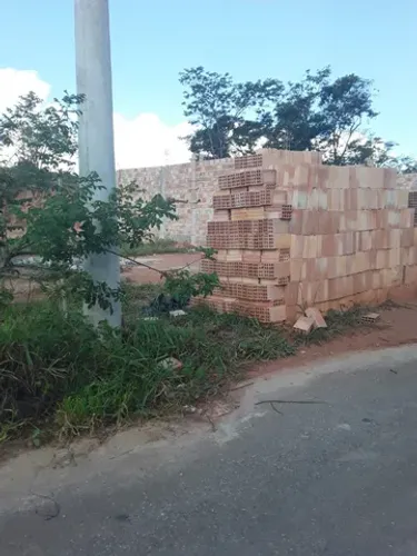 Tiradentes/Betim - Financia - Lote de 300m²