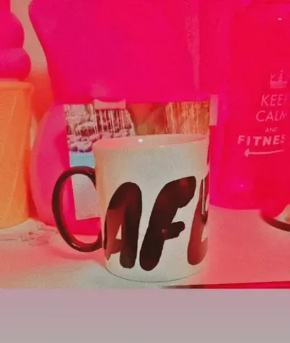 Caneca xícara de porcelana