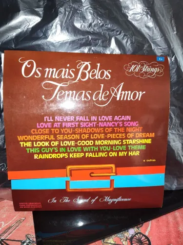 Os mais Belos Temas de Amor - 101 Strings