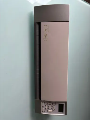 Silhouette cameo