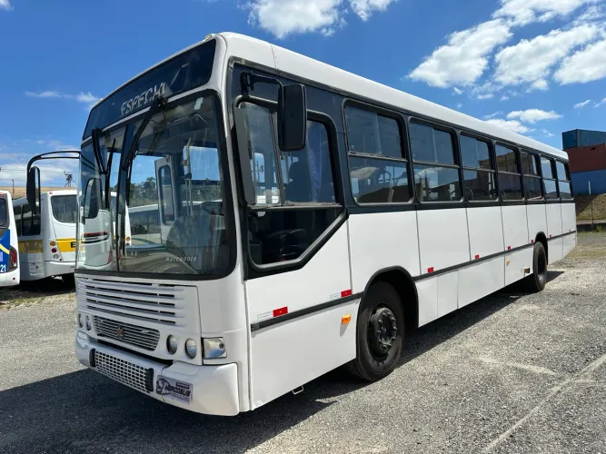 Ônibus urbano Mercedes impecável