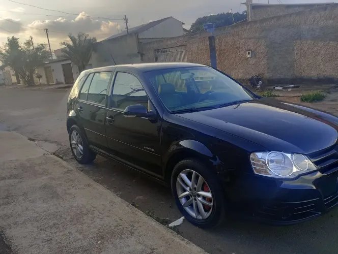 Volkswagen Golf Sportline 1.6 MI Total Flex 8V 4P 2010