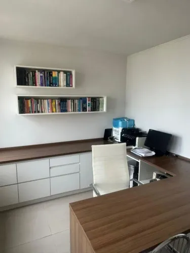 Espaço comercial divido em 4 salas no bairro Centro Histórico em Porto Alegre para Alugar