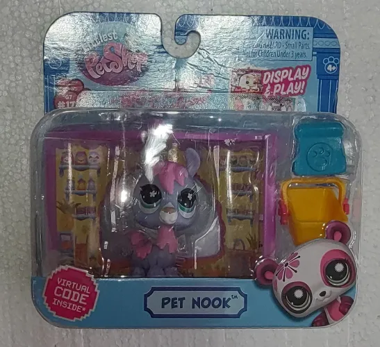 Littlest pets shop 