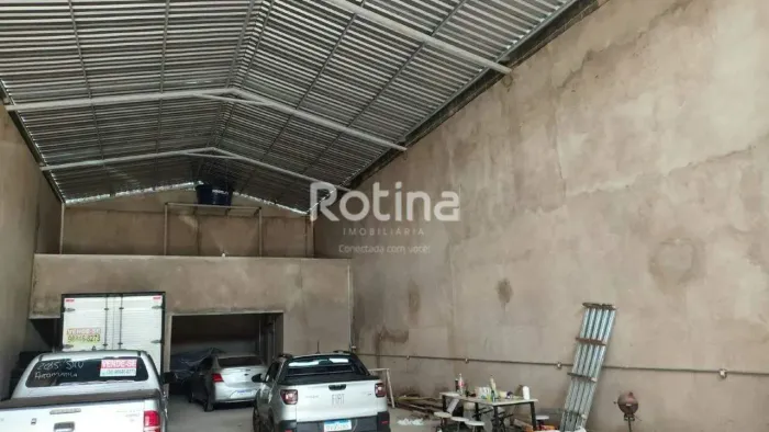 Galpão para alugar, Minas Gerais - Uberlândia/MG - Rotina Imobiliária