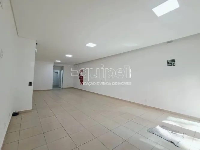 Loja Comercial - Av. Cristóvão Colombo | 160 m² | Reformada | Mezanino | 1 vaga