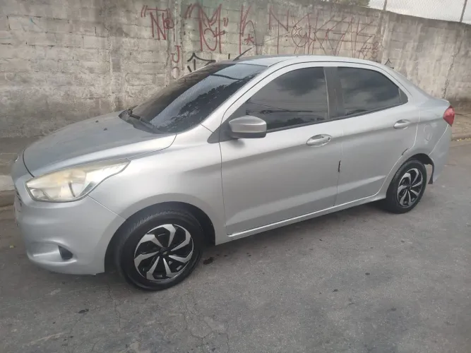 Ford KA+ Sedan 1.5 16V Flex 4P 2015