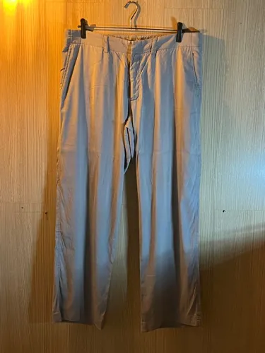 Calça alfaiataria em linho