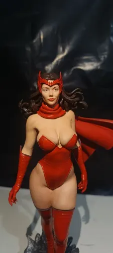 Feiticeira Escarlate 25cm Marvel estátua feita em resina