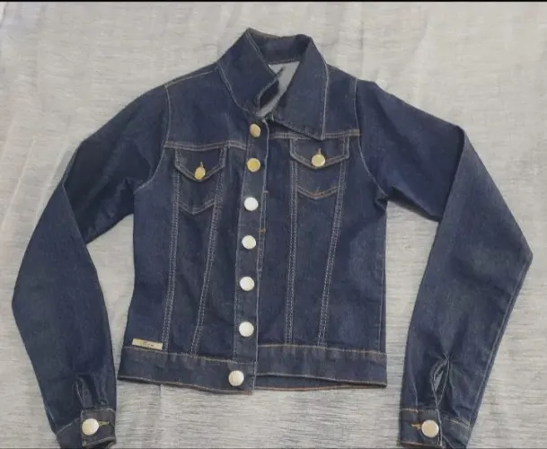 Jaqueta Jeans Feminina - P/M Com Botões