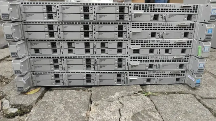 Servirdor Cisco Be6000h UcS c220 M4S