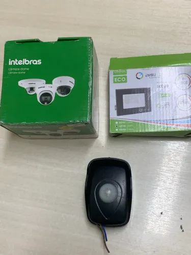 Câmera FRETE GRÁTIS colorida+sensor presença somente