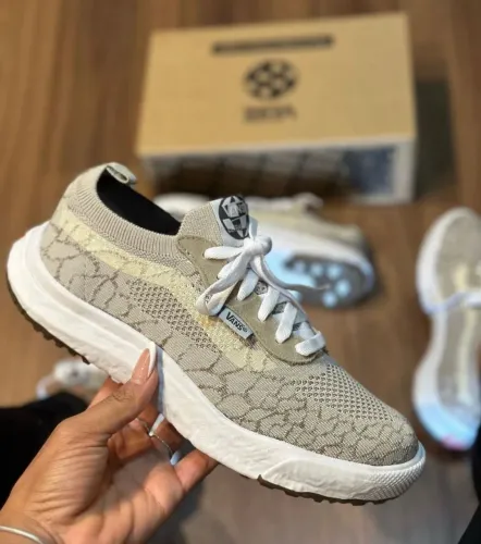 Tênis Vans Ultrarange EXO SE
