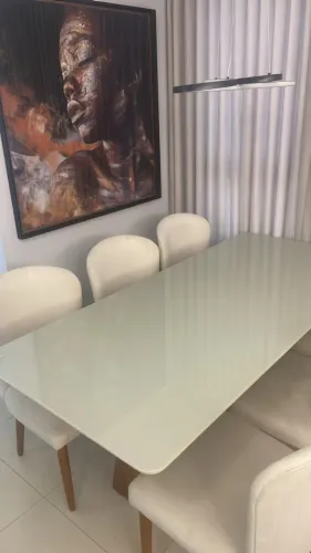 Mesa de jantar com 6 cadeiras