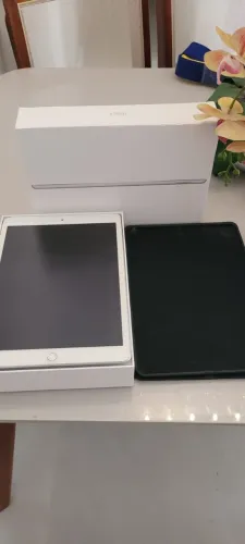 APPLE IPAD 8ª GERAÇÃO 10.2 WI-FI 128GB SILVER [SEMI NOVO C/ CAIXA E CARREGADOR ORIGINAL]